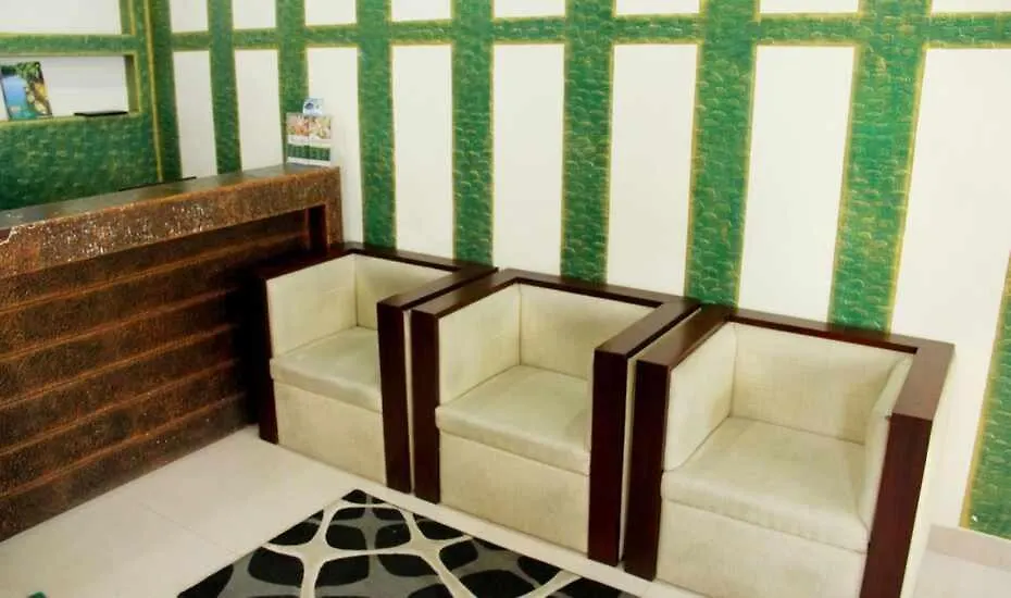 Metro Kochi Business Hotel