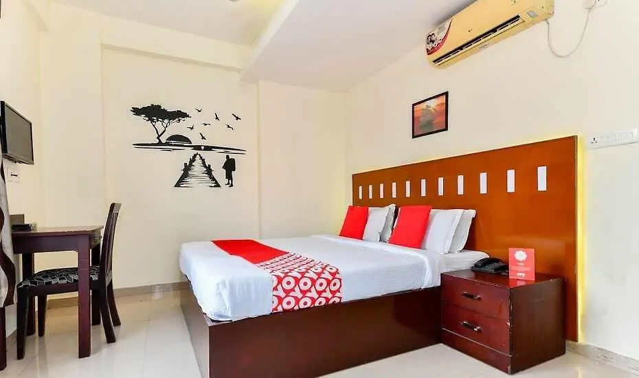 Metro Kochi Business Hotel 0*,  Indie
