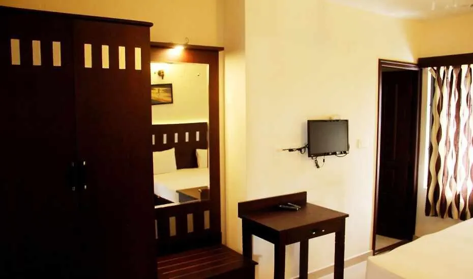 Metro Kochi Business Hotel
