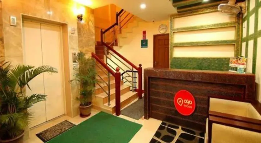 Metro Kochi Business Hotel India